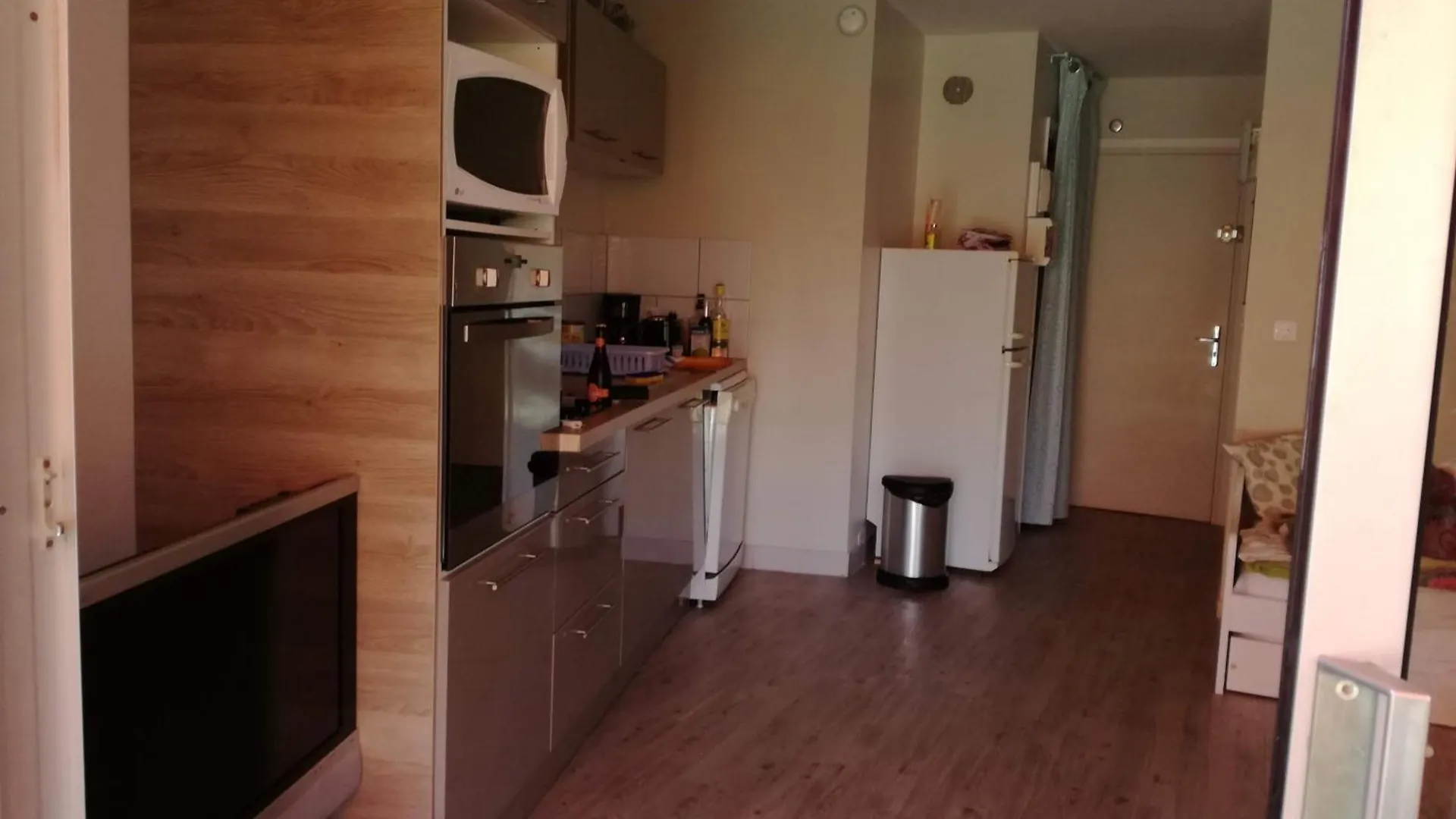 Appartement Charmant Studio Fonctionnel Avenue Des Allies Cavalaire-sur-Mer